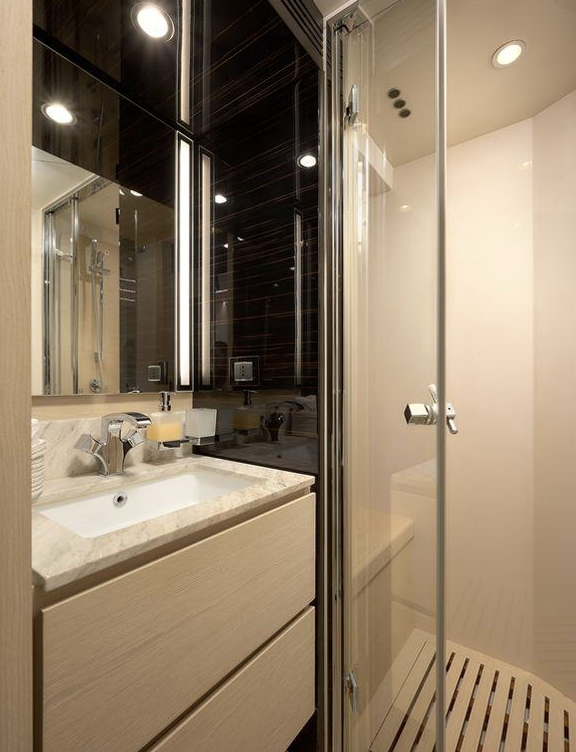 Alyss master cabin