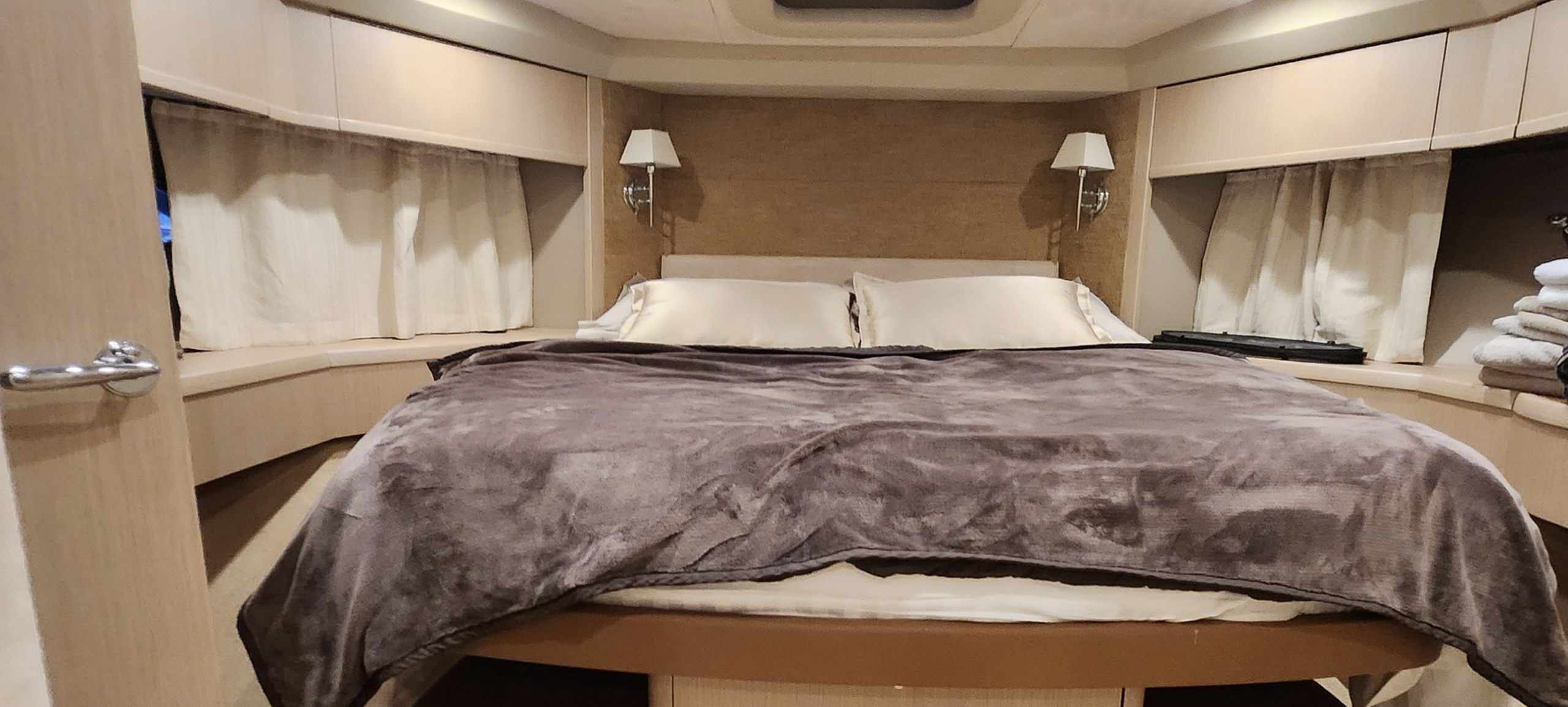 Sassy VIP cabin